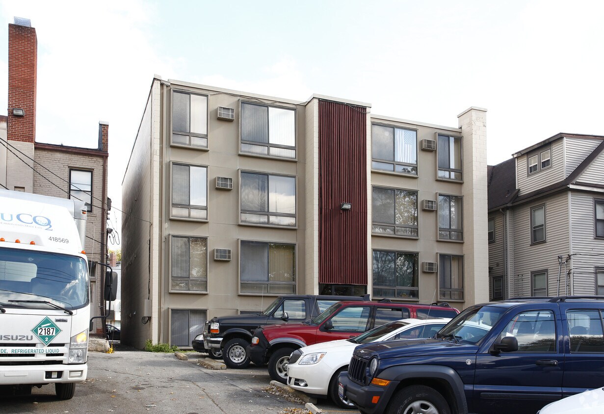 Foto del edificio - 904 S State St