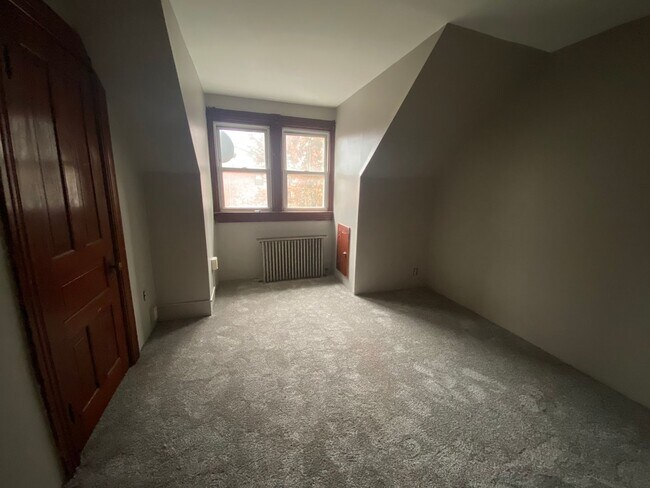 Foto del edificio - 1349 Washington St