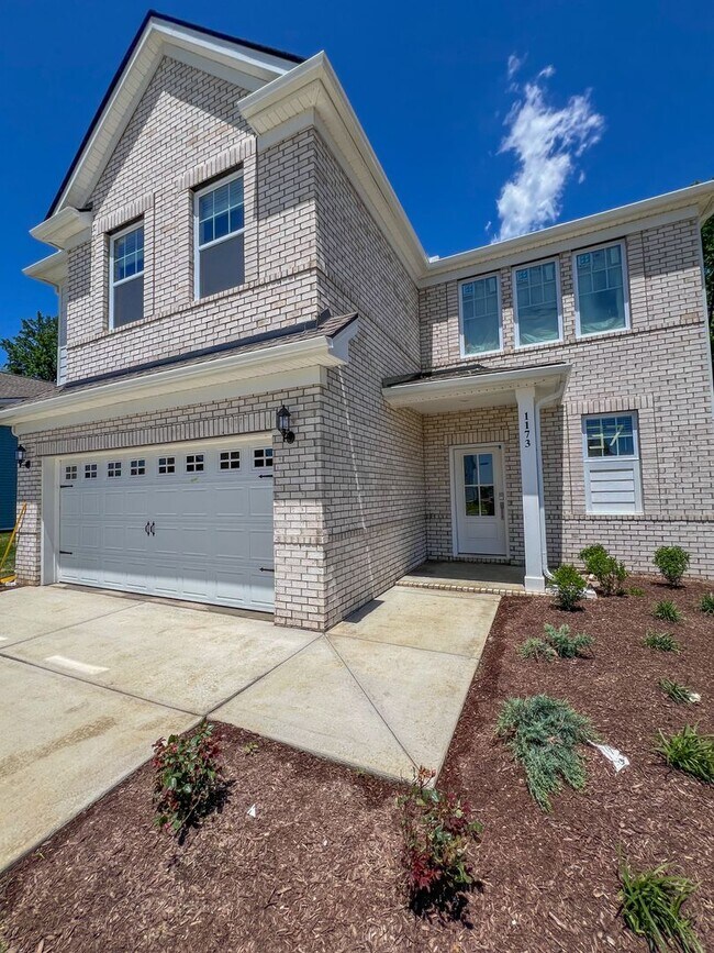 Foto del edificio - 1173 Ross Farms Blvd
