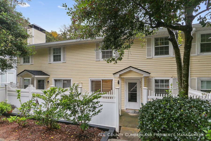 Foto principal - EAST COBB MARIETTA CONDO!!