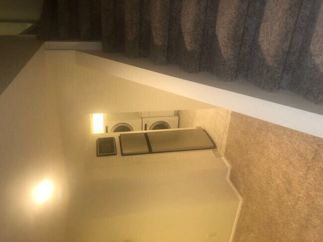 Foto del edificio - 1475 W 4800 S