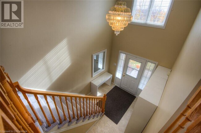 Building Photo - 553 Chesapeake Crescent
