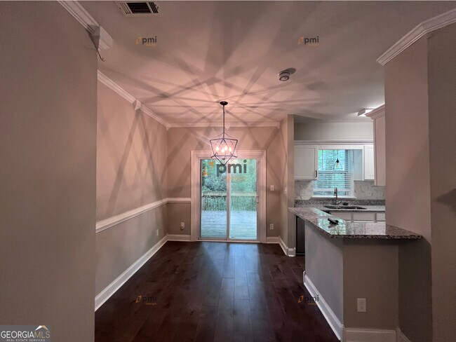 Foto del edificio - 529 N Fairfield Dr