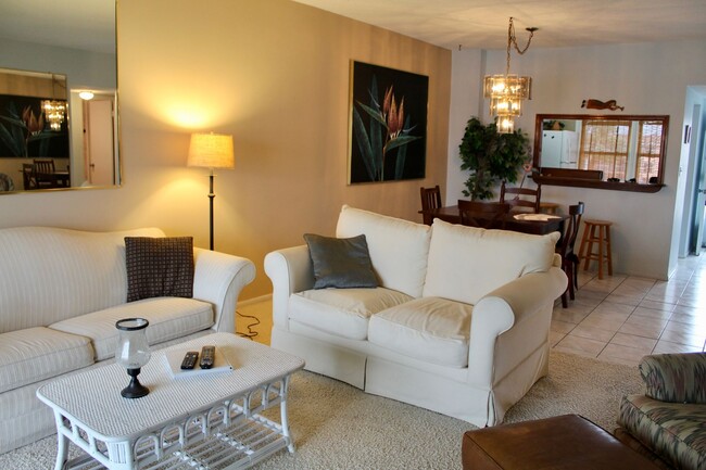 Photo - Beautiful 2/2 Riverfront Condo