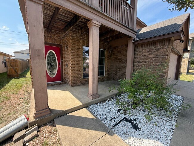 Foto del edificio - 5600 Lions Gate Ln