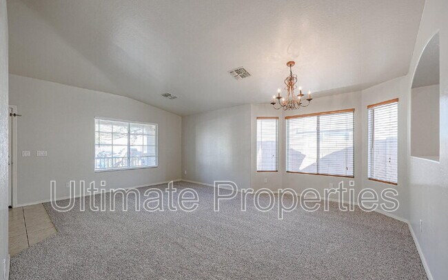 Foto del edificio - 11698 N 153rd Ave