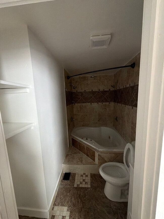 Photo - 218 S B St Apartment