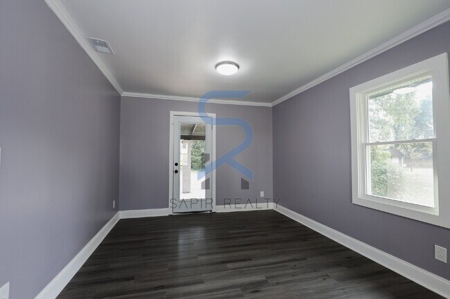 Foto del edificio - Move in before October 15th and choose you...