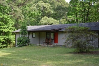 Building Photo - 68 Glen Forest Trail