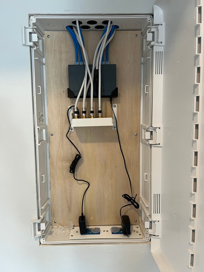 Photo - 145 Evergreen Way House