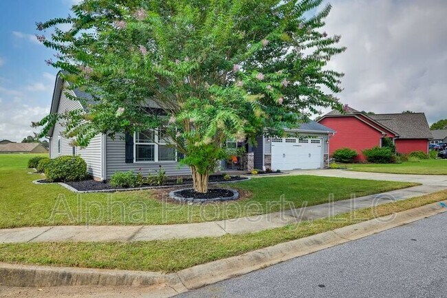 Building Photo - 9 Peggy Ct