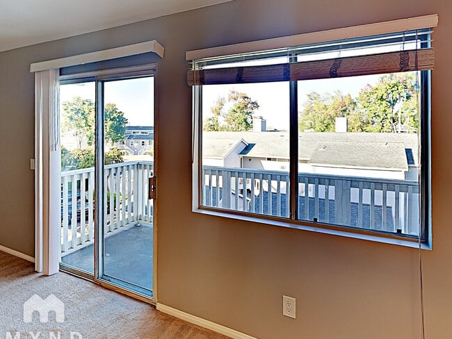 Building Photo - 107 Mangano Cir