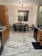 Building Photo - 7331 Carrot Ridge St