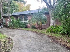 Building Photo - 895 41st Ave N