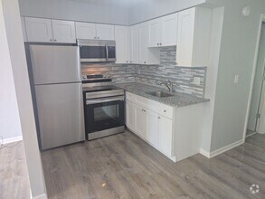 Building Photo - 1016 Bratton Ave