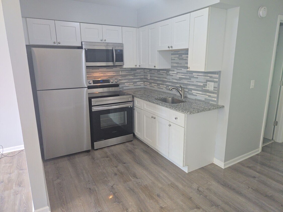 Foto principal - 1016 Bratton Ave