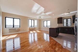 Building Photo - 29 1st St
