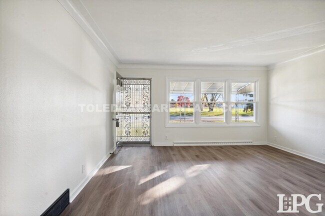 Foto del edificio - 3058 Nebraska Ave