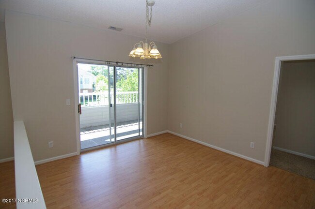 Foto del edificio - 2599 Thackery Rd