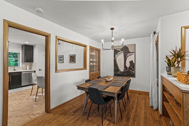 Building Photo - Updated 3 bedroom Delafield ranch