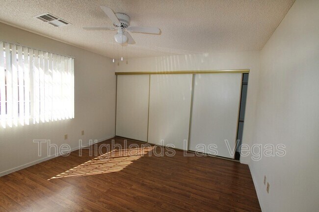 Foto del edificio - 7475 W Charleston Blvd