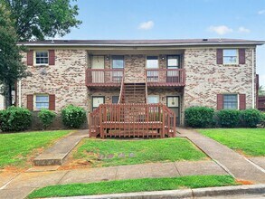 Building Photo - 6209 Friar Tuck Dr NW