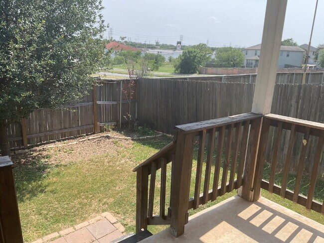 Building Photo - Beautiful 3/2 in a Gated Community at Marb...