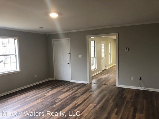 Foto del edificio - 4 br, 1 bath House - 186 CR 521