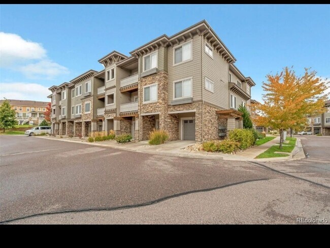 Foto del edificio - 2 Bedroom Condo in Parker