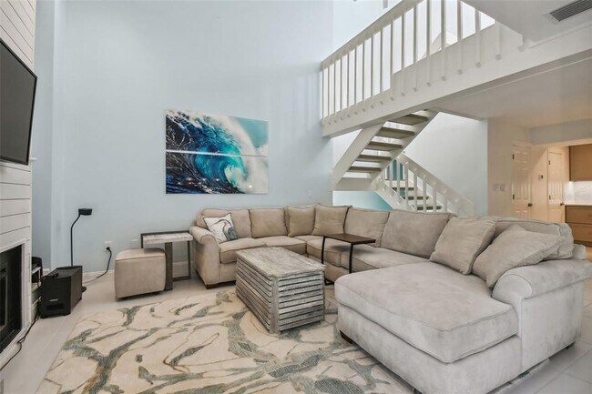 Foto del edificio - 240 Windward Passage