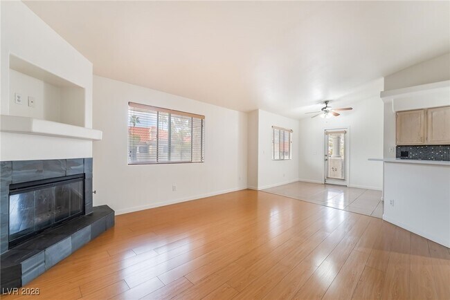 Foto del edificio - 368 Manti Pl