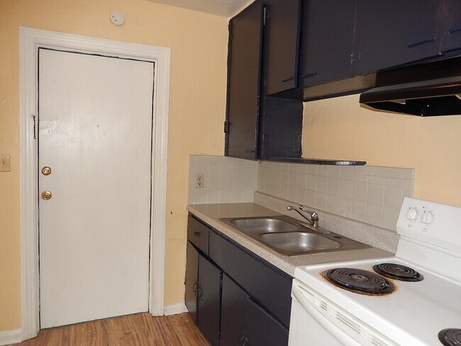 Foto del edificio - 1525 Elberta Dr