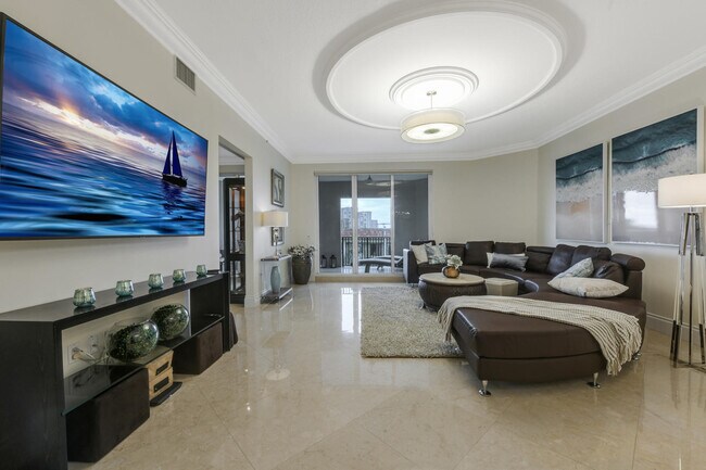 Building Photo - 1 N Ocean Blvd