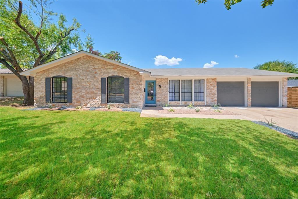 Primary Photo - 10104 Chukar Cir