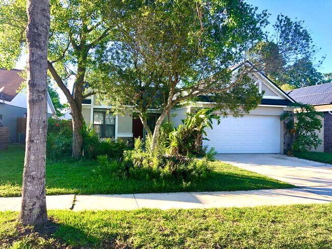 Foto del edificio - 3/2 Pool Home in Alafaya Woods