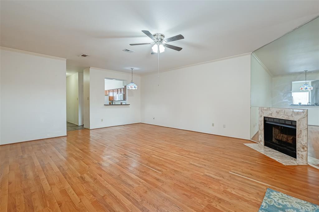 Foto principal - 7707 Cambridge St