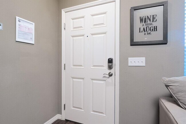 Building Photo - 8964 Silver Pl