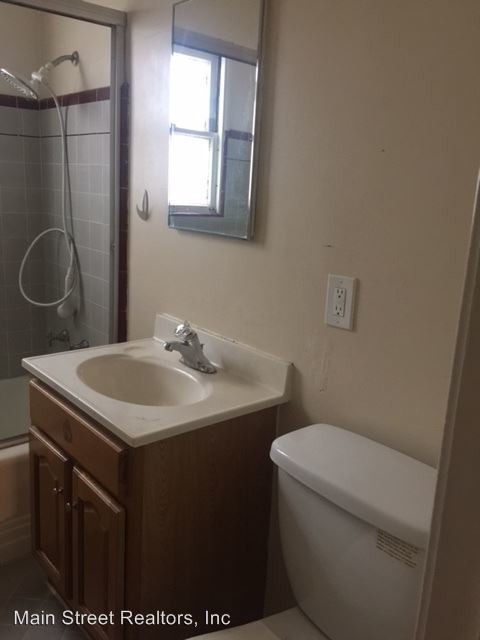 Building Photo - 2 br, 1 bath House - 137 Marin St