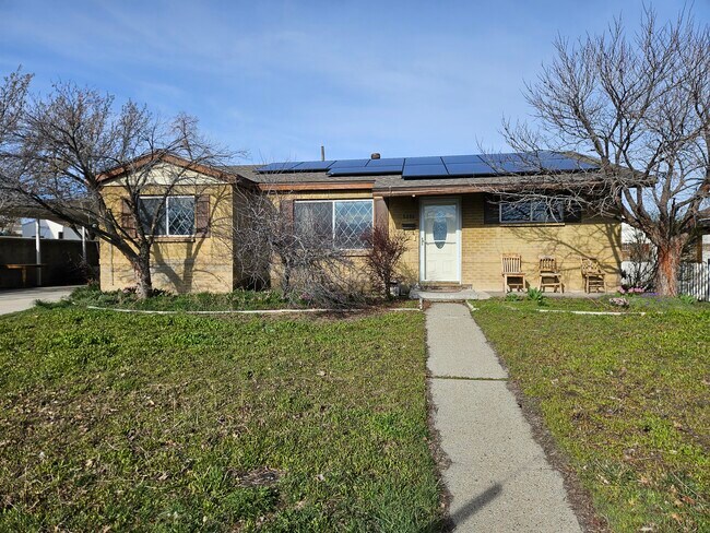 Building Photo - 5380 S 4420 W