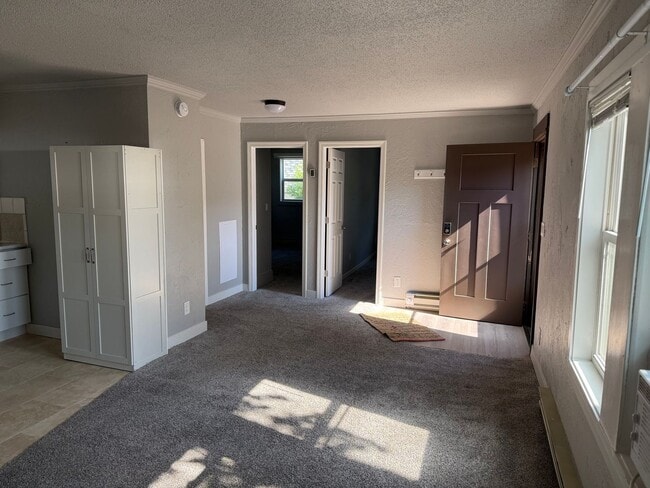 Foto del edificio - Charming 2 Bed, 1 Bath Home – Month-to-Mon...