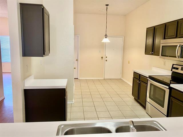 Building Photo - 836 Beaver Creek Dr