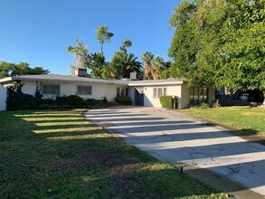 Building Photo - 2901 Burton Ave