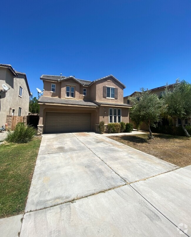 Building Photo - 16632 ESCAVERA St