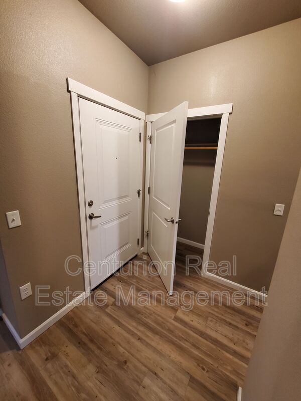 Foto del edificio - 4245 Hawthorne Ave NE
