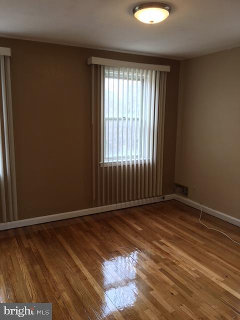 Building Photo - 4530 Mountview Rd