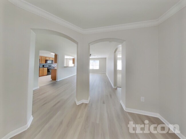 Foto del edificio - 12022 Green Bluff Ct