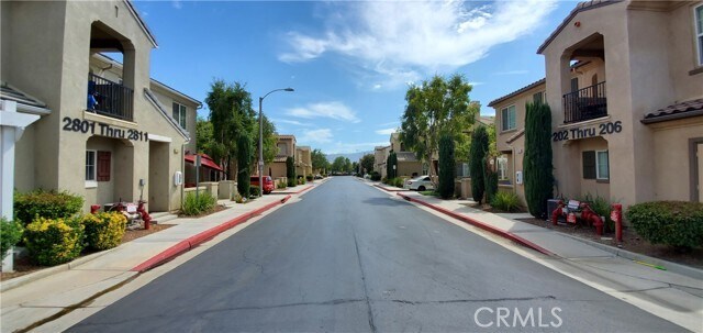 Foto del edificio - 1800 E Lakeshore Dr