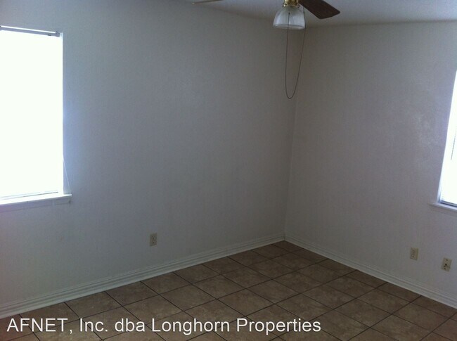 Foto del edificio - 4 br, 2 bath House - 1801 Gaynor Dr.