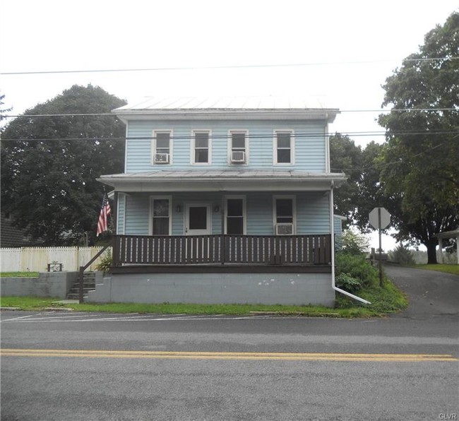 Building Photo - 24 Main St