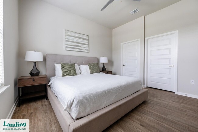 Building Photo - 4902 Cosmos Cir